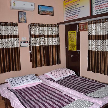 צ'ידמבראם Homestay Senthil Akam מראה חיצוני תמונה