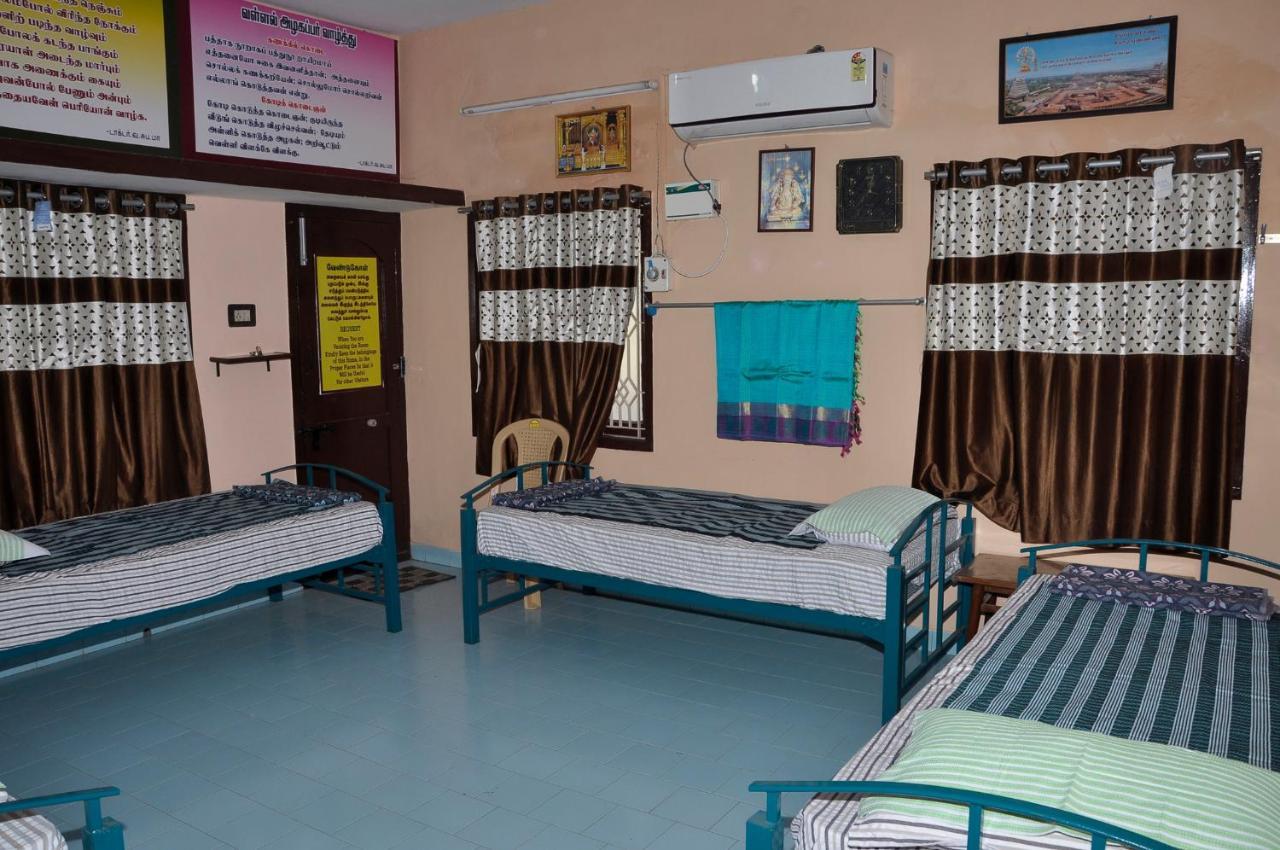 צ'ידמבראם Homestay Senthil Akam מראה חיצוני תמונה